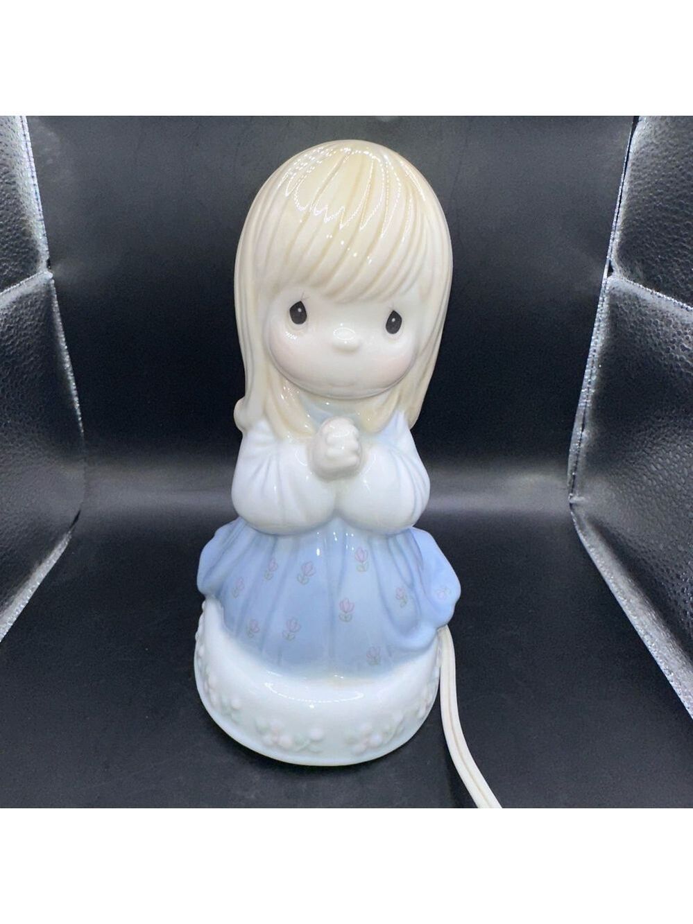 Vintage 1990 Enesco Precious Moments O Worship the Lord Praying Girl Nightlight